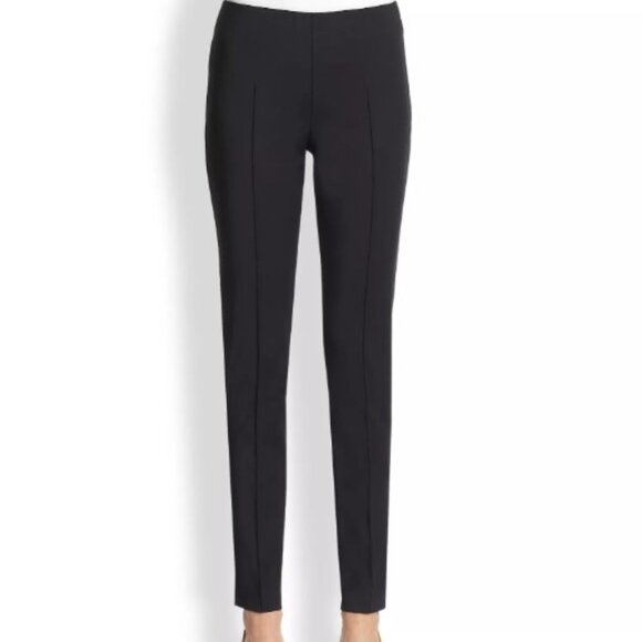 Akris Punto Franca Mid-Rise Cropped Pants (Navy)